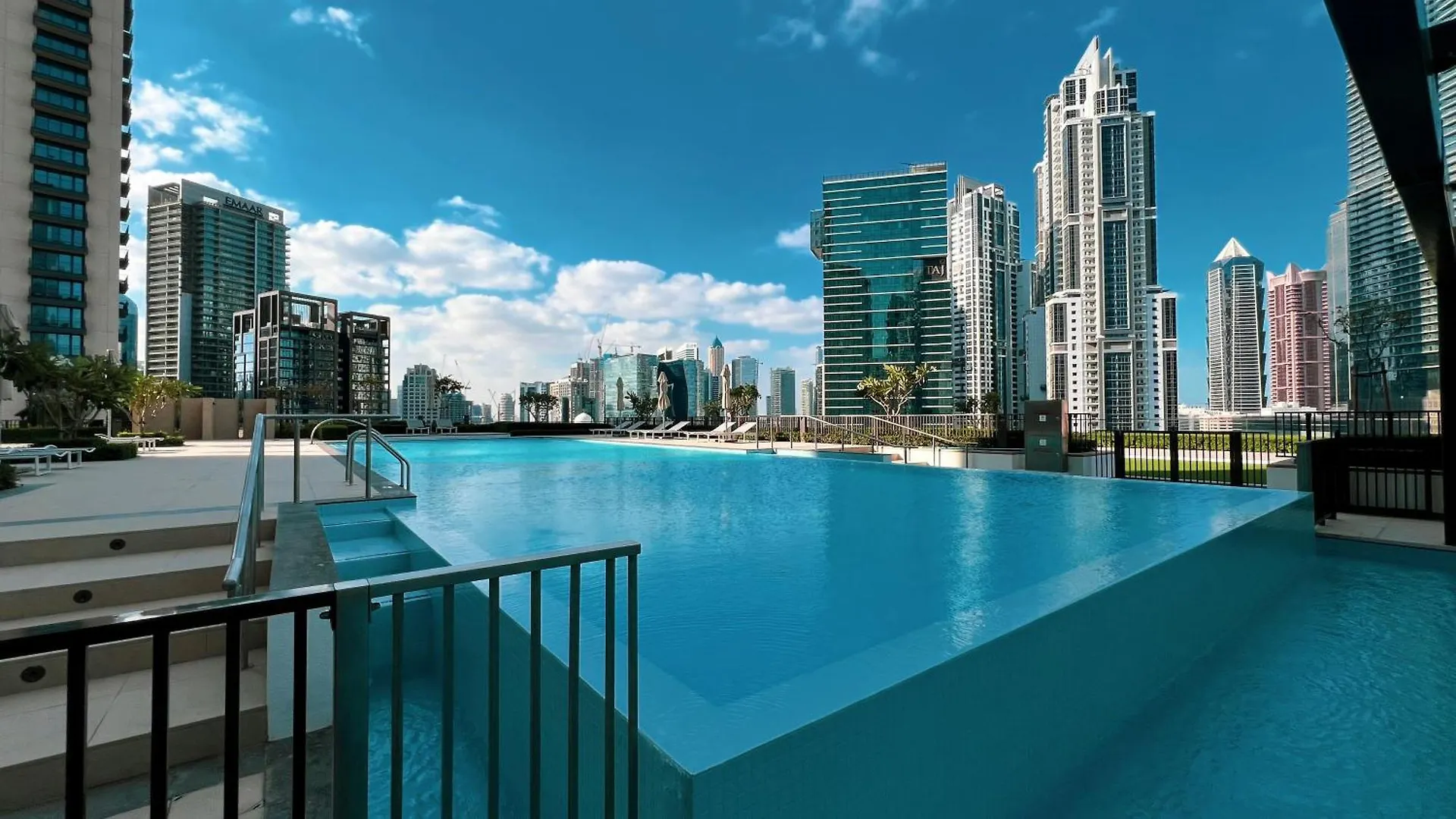 Burj Khalifa Full View Apartment Dubai United Arab Emirates